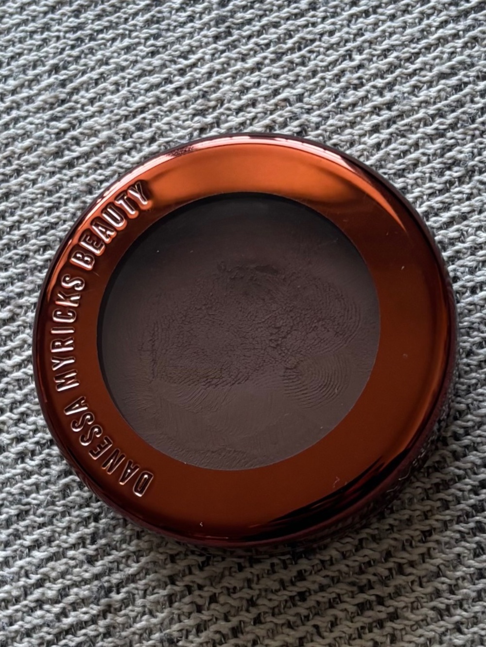 DANESSA MYRICKS BEAUTY Yummy Skin Blurring Balm Powder Flushed Crème Brulee